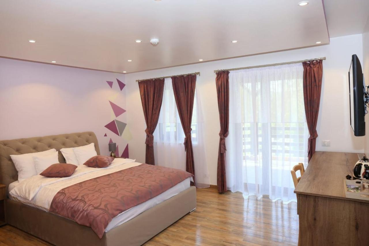 Casa Stefandra Hotel Бреаза Екстериор снимка