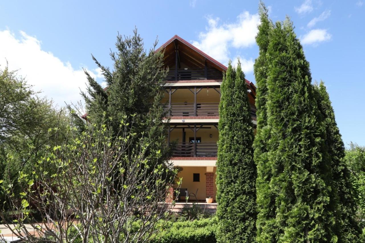 Casa Stefandra Hotel Бреаза Екстериор снимка